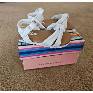 MIA Linsee White Strappy Sandal Baby Girl Toddler Size 3